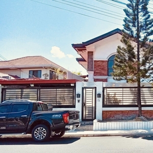 Two Storey House For Sale in Pacita Complex 1