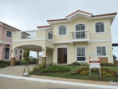 For sale house and lot pre-selling near Tagaytay city