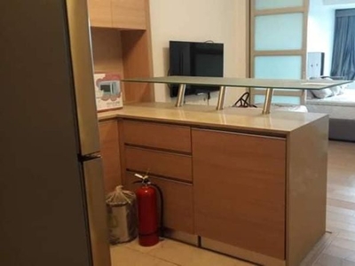 1 Bedroom Unit For Rent at One Shangri-La Place North Tower in Mandaluyong City