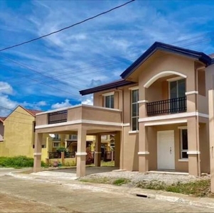 Mount Makiling View 1 Bedroom Unit Mid-Rise Condo for sale in Santo Tomas