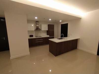 Fully furnished Penthouse Unit For Sale in East Bay, Sucat