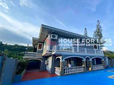 Spacious 6 Bedrooms House with Pool For Sale in Malabanias, Angeles City - 32M