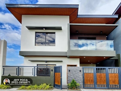 8Bedrooms 3Storey Modern House and Lot for Sale inside Executive Village