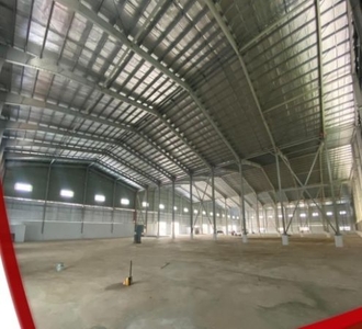 Warehouse for lease at National Road Sta. Rosa Laguna