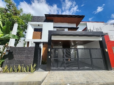 Modern Industrial Duplex House and Lot For Sale in Marikina City