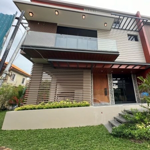 Modern Bungalow House and Lot with 4 Bedrooms for Sale at BF Homes Parañaque