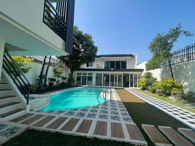 American Style House in XAVIERVILLE Quezon City nr Loyola Grand La Vista Ayala