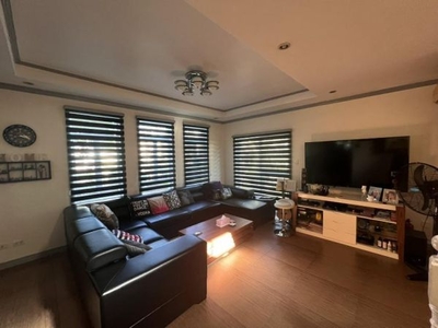 For Rent 1-BR Unit with Balcony & Parking in Alabang Muntinlupa, Southkey Place