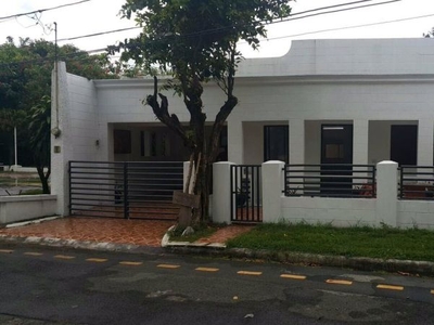 House for sale in Merville