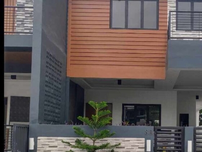 House and Lot For Sale in Paranaque
