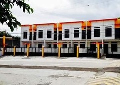 2 bedrooms complete house and lot in taguig near starmall