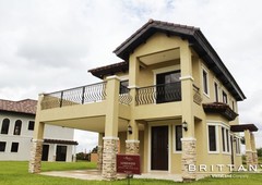 3 bedroom Amore at Portofino Las Pinas Ready for occupancy
