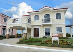5 Bedroom Single Family Home with a breezy air of Tagaytay