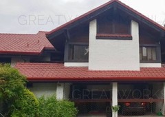 FOR RENT:3 BEDROOM TOWNHOUSE W/LARGE GARDEN SPACE IN GILMORE