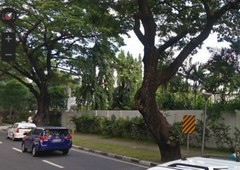 modern house and lot with 3bedrooms south forbes makati city