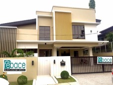 Ready For Occupancy House & Lot w/ Swimming Pool in Alabang
