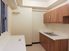 READY TO OCCUPY close to CAPITOL COMMONS (2BR)