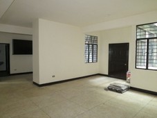 Rent Masangkay 4BR condo apartment near St. Stephen HS