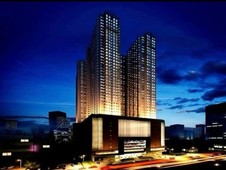 Victoria Sports Tower units, only P10k a month