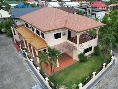 Beautiful Five Bedroom House and Lot for Sale in Talamban, Cebu City with spacious garden