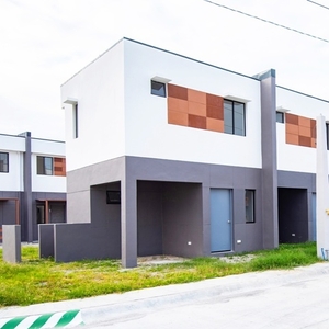 Townhouse For Sale In Talaga, Capas