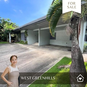 Villa For Sale In Greenhills, San Juan