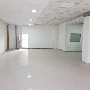 Office For Rent In New Manila, Quezon City