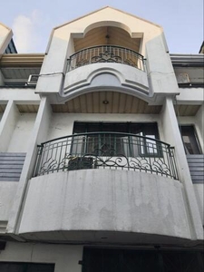Townhouse For Sale In Matalahib, Quezon City