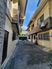 Townhouse For Rent In San Isidro, Makati