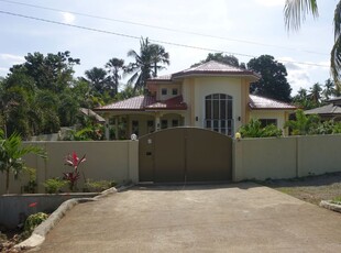 Elegant House, Swimming Pool and Big Lot at Panglao Island, Bingag, Dauis, Bohol