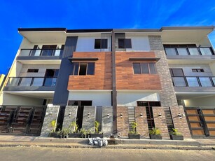 San Miguel, Pasig, Townhouse For Sale