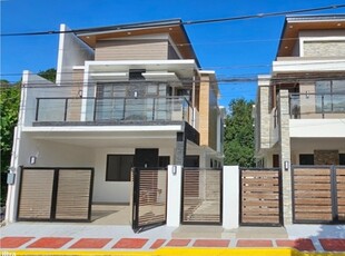 Tandang Sora, Quezon, House For Sale