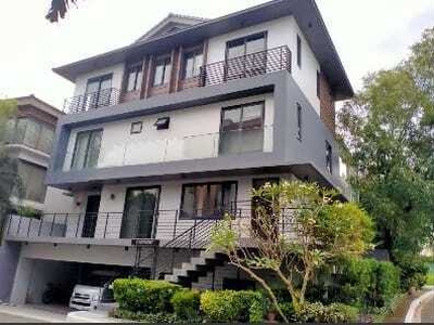 Villa For Rent In Mckinley Hill, Taguig
