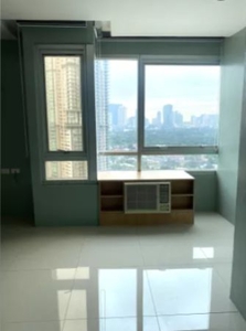 Studio Room Condo For Rent in The Columns Ayala, Makati city