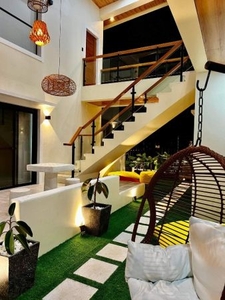 Big 7BR House For Rent in Ayala Alabang near Cuenca Park, Muntinlupa City
