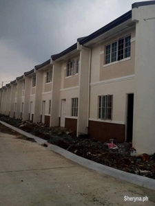 Affordable Townhouse thru pag-ibig near Quezon city