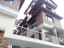 2 CAR GARAGE TOWNHOUSE in SAN JUAN FOR SALE! GATED COMMUNITY