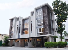 3-4 Bedroom Townhouse in Quezon City near Morato