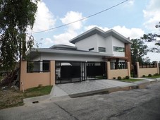 4 Bedrooms Bungalow House and Lot For Rent in Angeles City