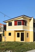 Affordable na house and lot na may car garage for sale