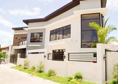 BRAND NEW CORNER HOUSE & LOT in BF Resort Village Complete
