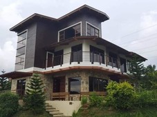 BRAND NEW OVERLOOKING HOUSE AND LOT IN TAGAYTAY?
