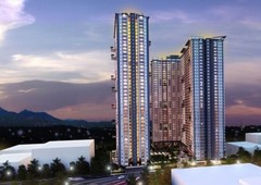 Pre Selling Resort Condo @ Zinnia Towers for only 5% DP to m