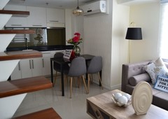 RFO Condominium in QC Very Accessible to SM North