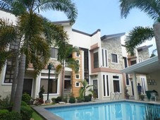Townhouse Furnished With 2 Bedrooms For Rent Near Clark