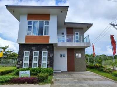 3 Storey 3BR Residential Townhouse For Sale in San Isidro Quezon City-JV2