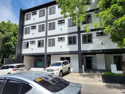 Apartment For Sale In Alabang, Muntinlupa