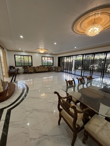 House For Sale In Katipunan, Quezon City