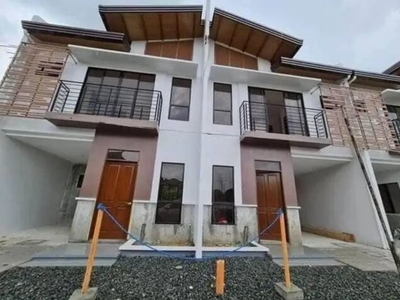 Townhouse For Sale In Tisa, Cebu