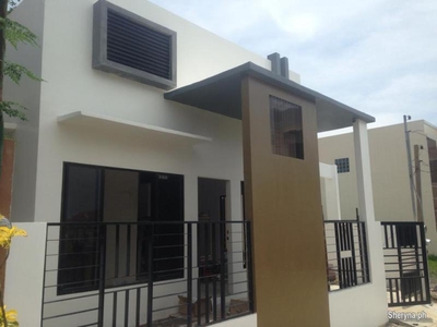 BEAUTIFUL NEW & MODERN HOUSE 4SALE NEAR THE AIRPORT & SM LANANG